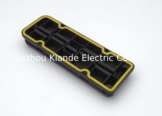Dielectric Properties black Busduct Compact Busbar Nylon Plug